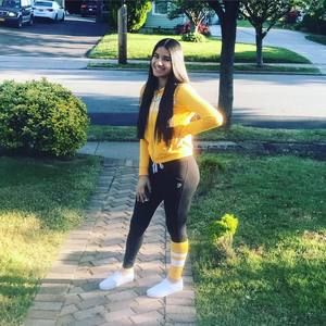 Meet your Posher, Kenia